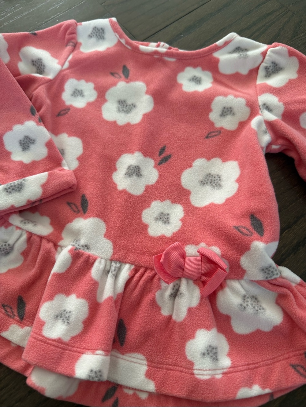 18 Month Carter’s Outfit - Picture 2 of 9